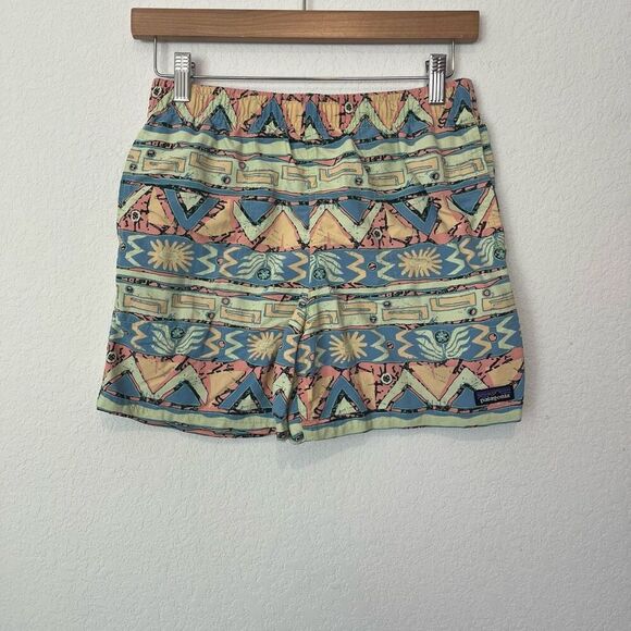 Patagonia Boys Salamander Green High Hopes Geometric Baggies Short Youth Size XL - Picture 1 of 4